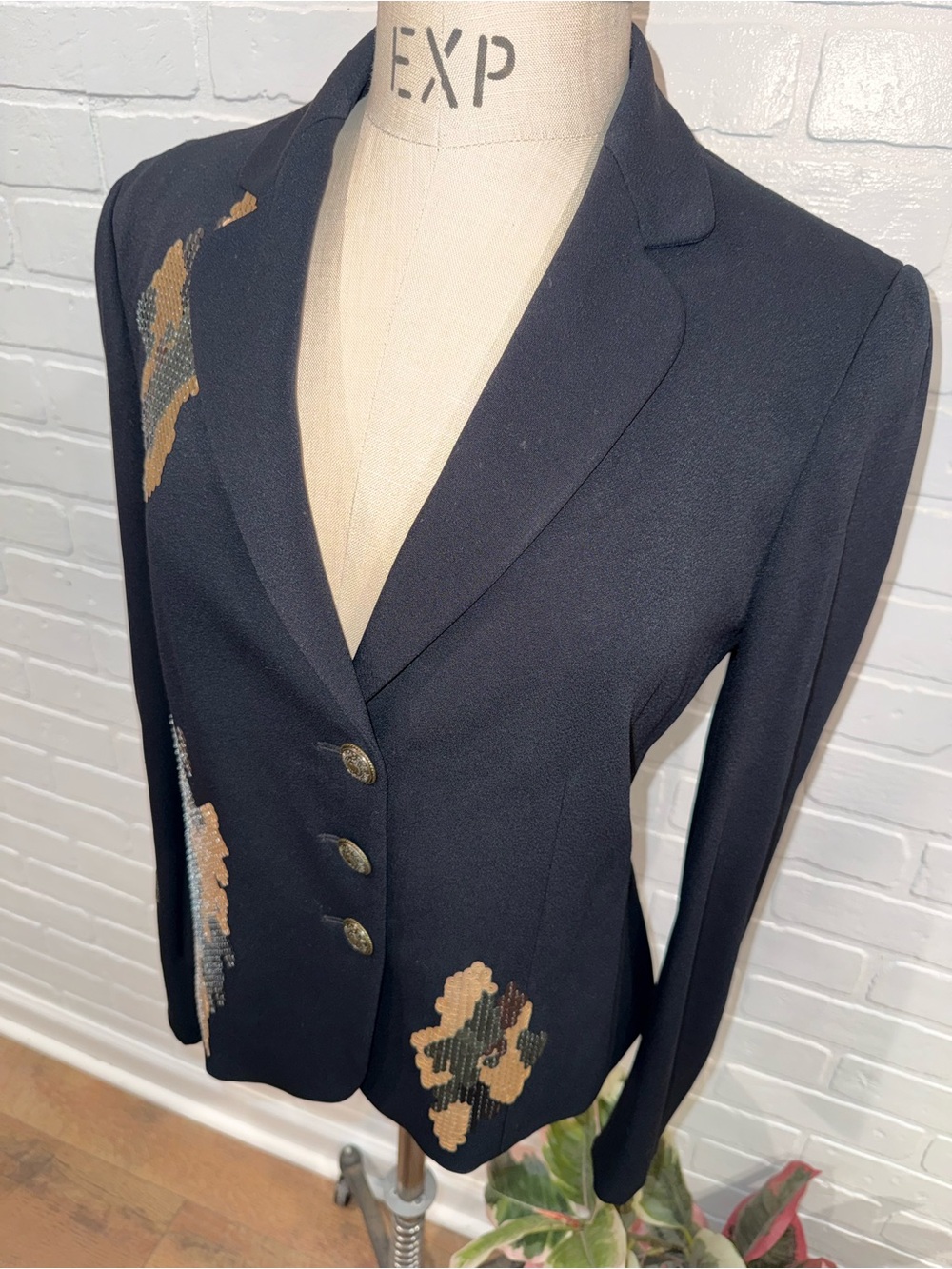 Moschino Vintage 1995 Black Blazer with Camo Sequin Patches Made in Italy - Picture 5 of 15